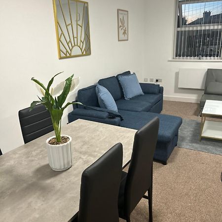 Failsworth Luxury Apartment With Free Parking By Daley Stays Manchester Exterior foto