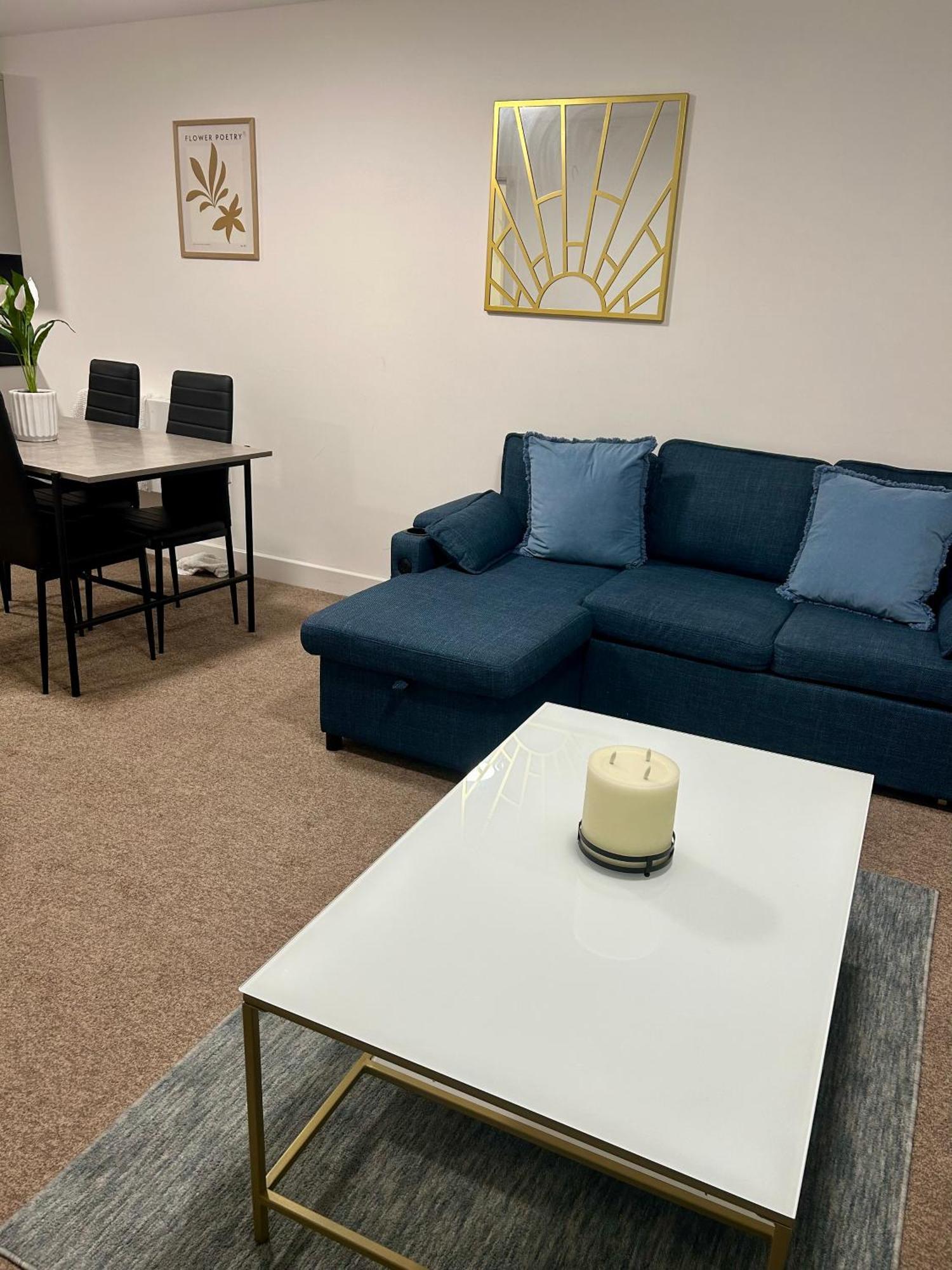 Failsworth Luxury Apartment With Free Parking By Daley Stays Manchester Exterior foto